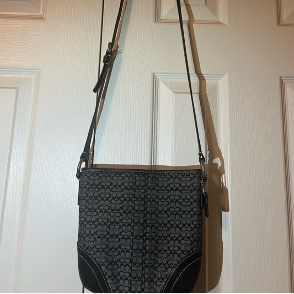COACH SIGNATURE C Pattern CrossBody